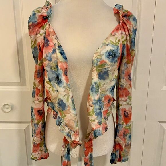 VICI x Fate Blue Pink Floral Cropped Ruffle Wrap Top Small New - Picture 10 of 12